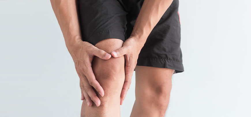 Patient experiencing knee pain and in need of Advanced Joint Pain Relief Solutions